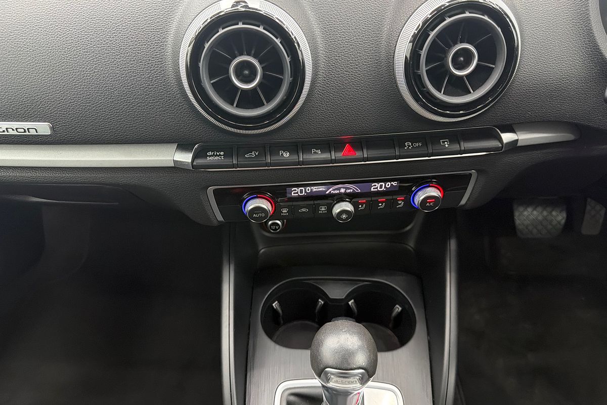 2015 Audi A3 e-tron 8V