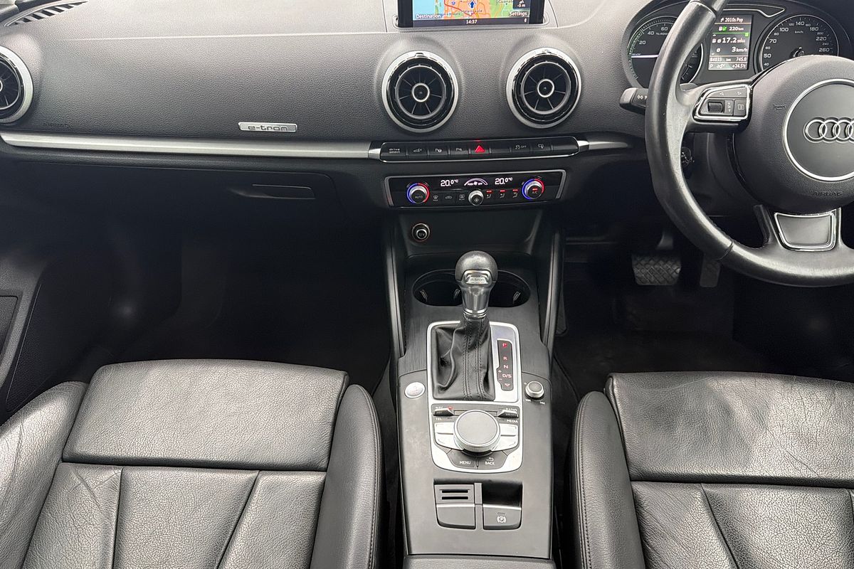 2015 Audi A3 e-tron 8V