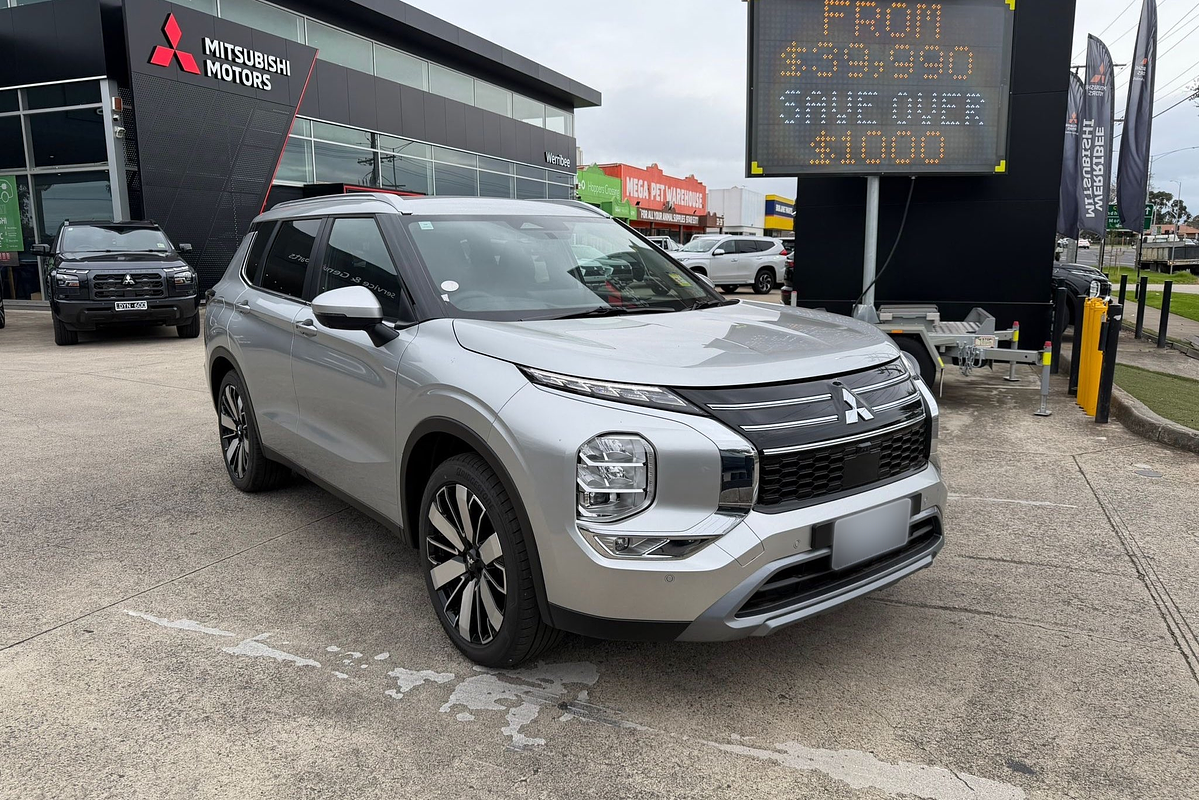 2025 Mitsubishi Outlander Aspire ZM