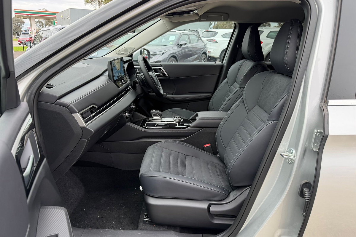 2025 Mitsubishi Outlander Aspire ZM