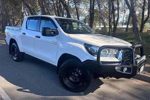 2018 Toyota Hilux SR GUN126R 4X4