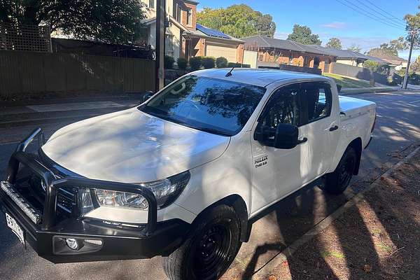 2018 Toyota Hilux SR GUN126R 4X4 thumb-9