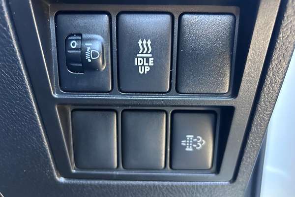 2018 Toyota Hilux SR GUN126R 4X4 thumb-18