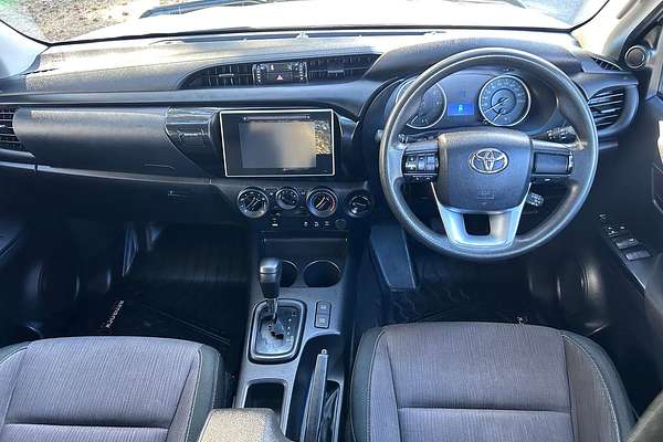 2018 Toyota Hilux SR GUN126R 4X4 thumb-19