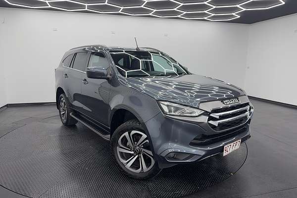 2022 Isuzu MU-X LS-T
