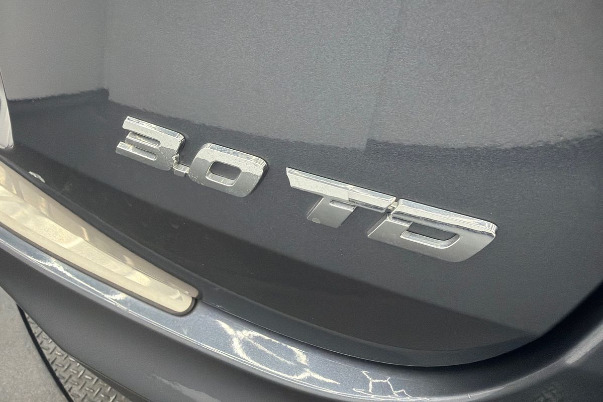 2022 Isuzu MU-X LS-T