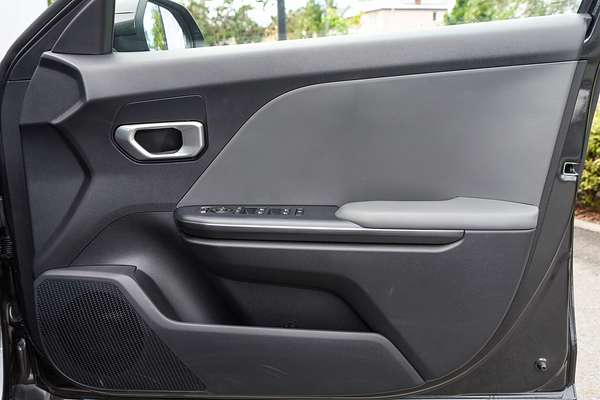 2025 Kia K4 S CL4m thumb-15