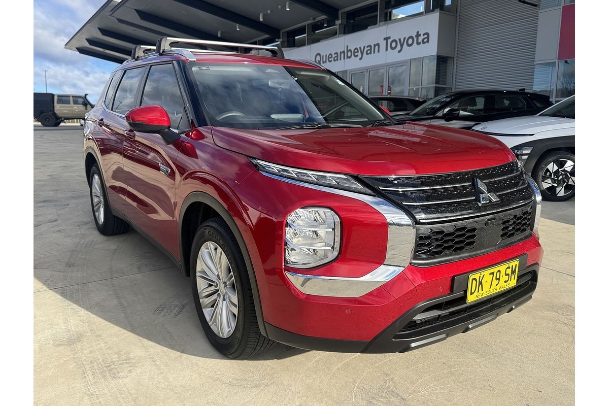 2024 Mitsubishi Outlander PHEV ES ZM
