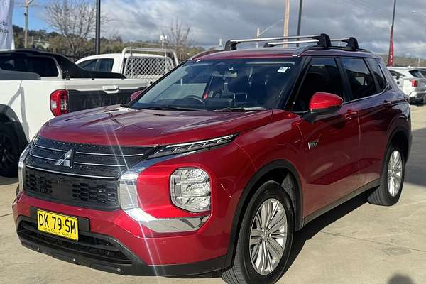 2024 Mitsubishi Outlander PHEV ES ZM