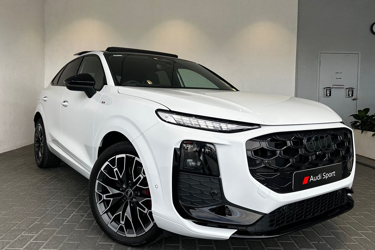 2026 Audi Q3 TFSI 195kW FJ