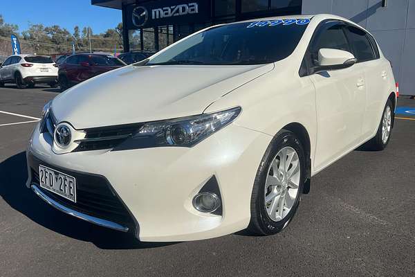 2014 Toyota Corolla Ascent Sport ZRE182R