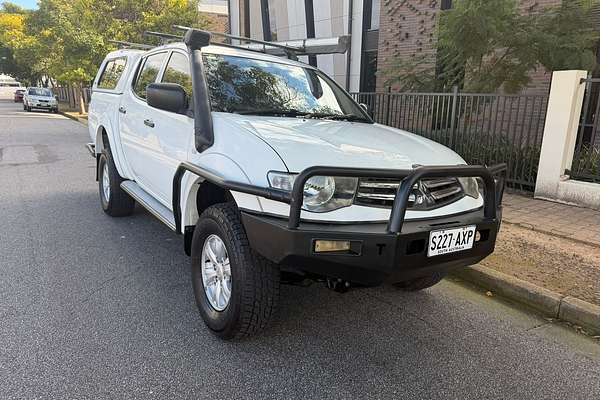 2013 Mitsubishi Triton GLX (4x4) MN MY13 4X4