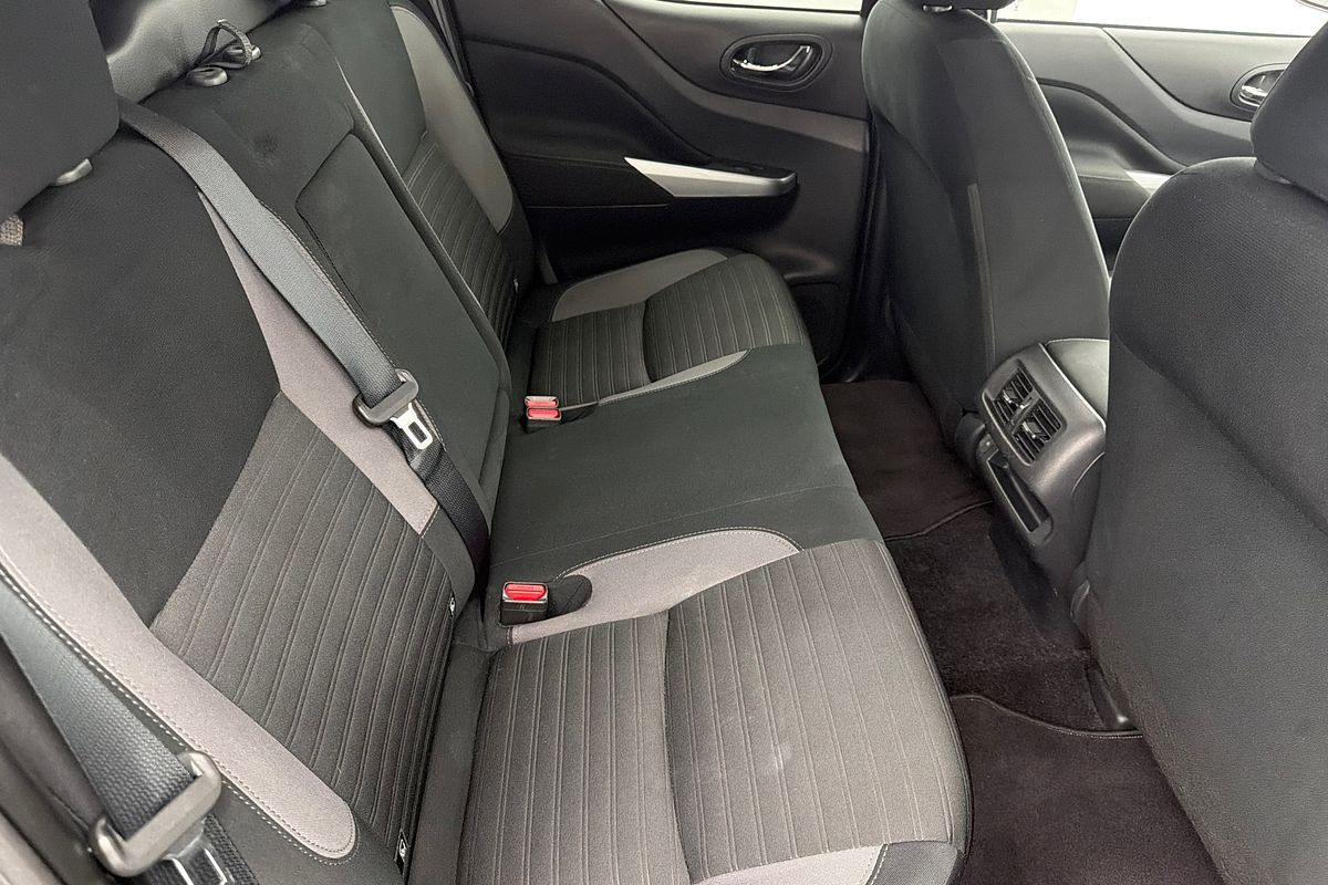 2023 Nissan Navara ST-X D23 4X4