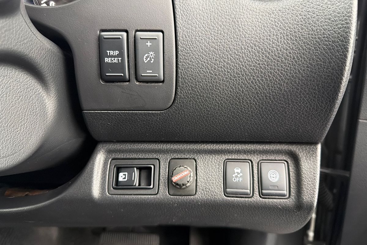 2023 Nissan Navara ST-X D23 4X4