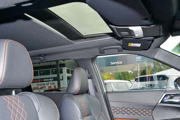 2025 Mitsubishi Outlander PHEV Exceed Tourer ZM thumb-10
