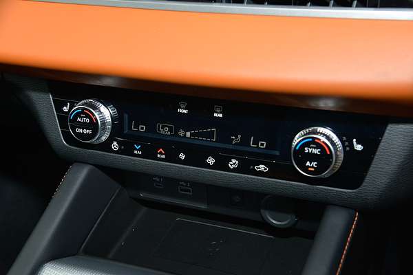 2025 Mitsubishi Outlander PHEV Exceed Tourer ZM thumb-15