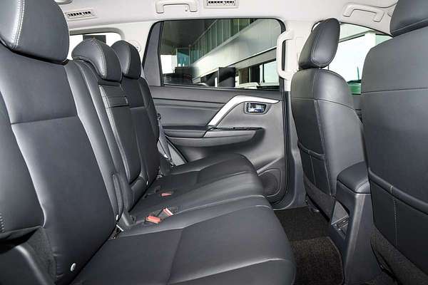 2024 Mitsubishi Pajero Sport GLS QG thumb-17