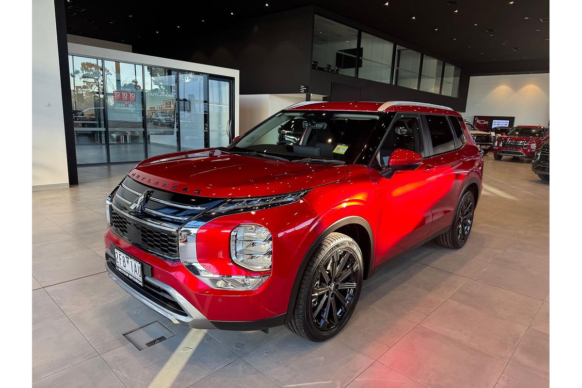 2025 Mitsubishi Outlander LS ZM