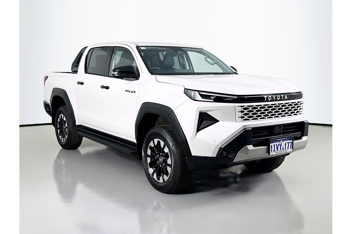 2025 Toyota Hilux SR5 GUN226R 4X4