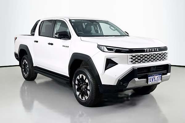 2025 Toyota Hilux SR5 GUN226R 4X4