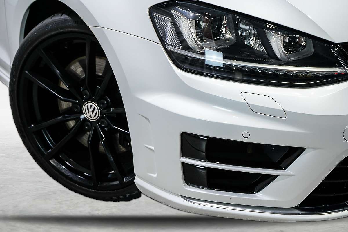 2015 Volkswagen Golf R Wolfsburg Edition 7