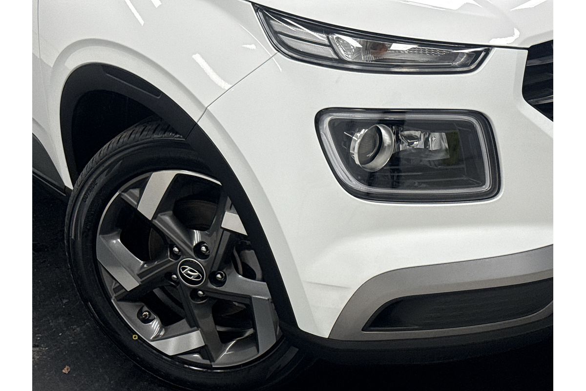 2024 Hyundai Venue Elite QX.V5