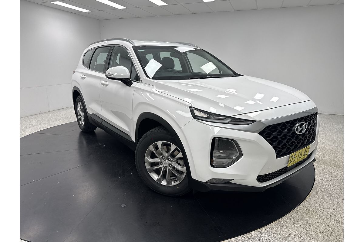 2019 Hyundai Santa Fe Active TM.2