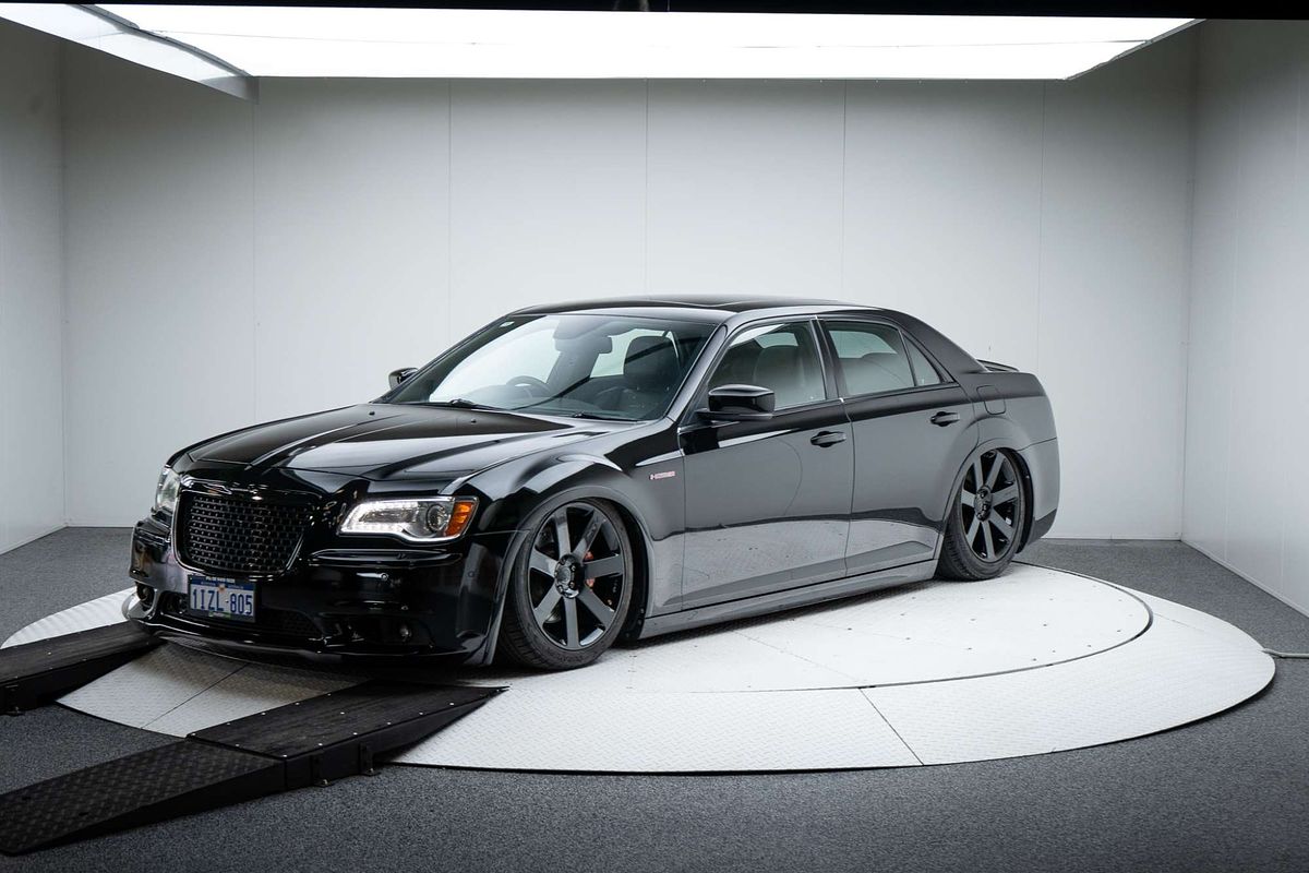 2013 Chrysler 300 SRT-8 LX