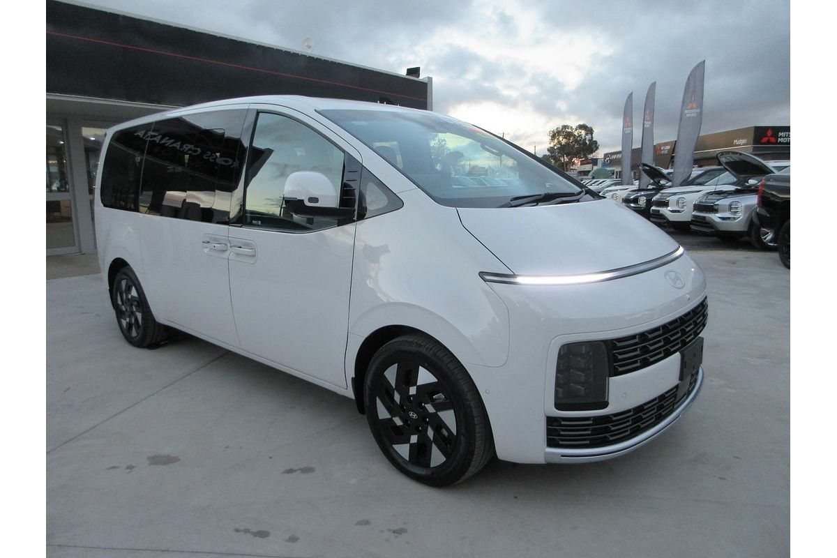2026 Hyundai STARIA Lounge US4.V4