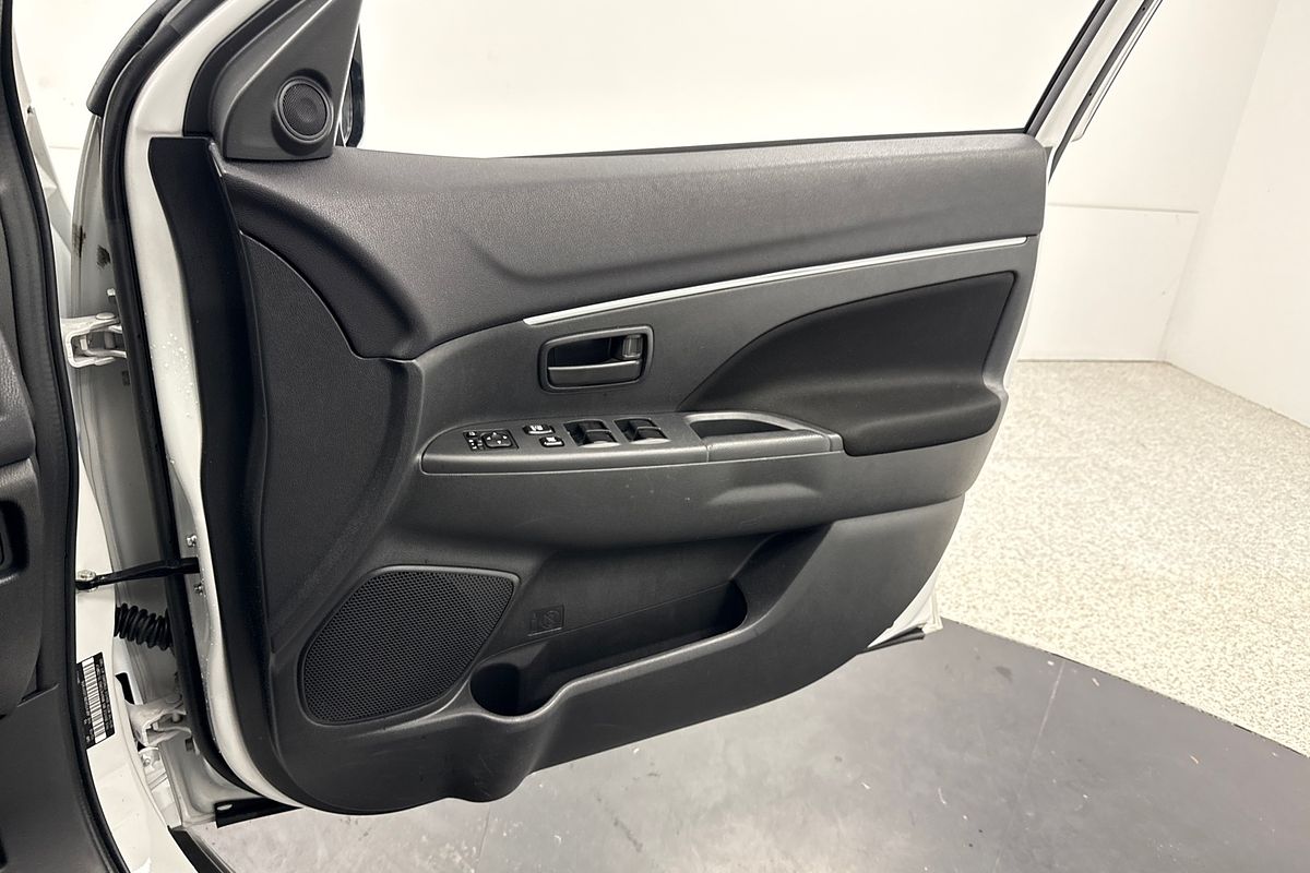 2019 Mitsubishi ASX ES XD