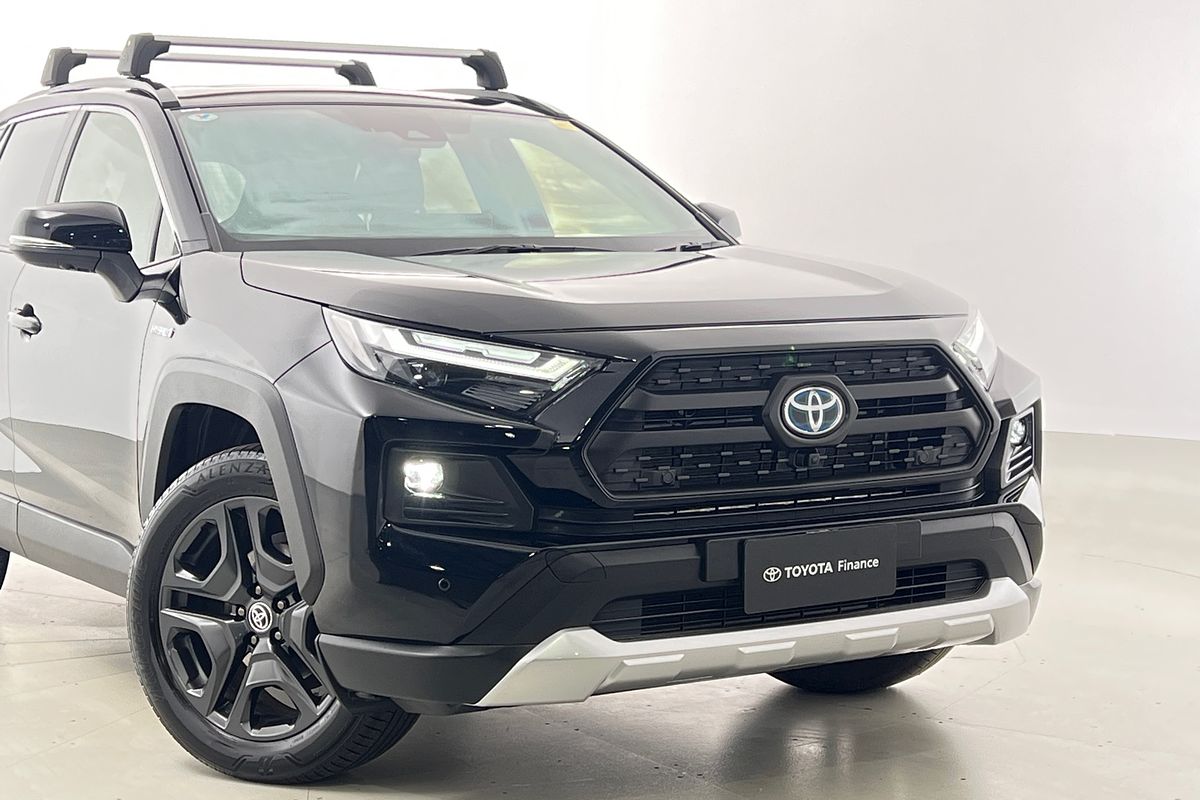2024 Toyota RAV4 Edge AXAH54R