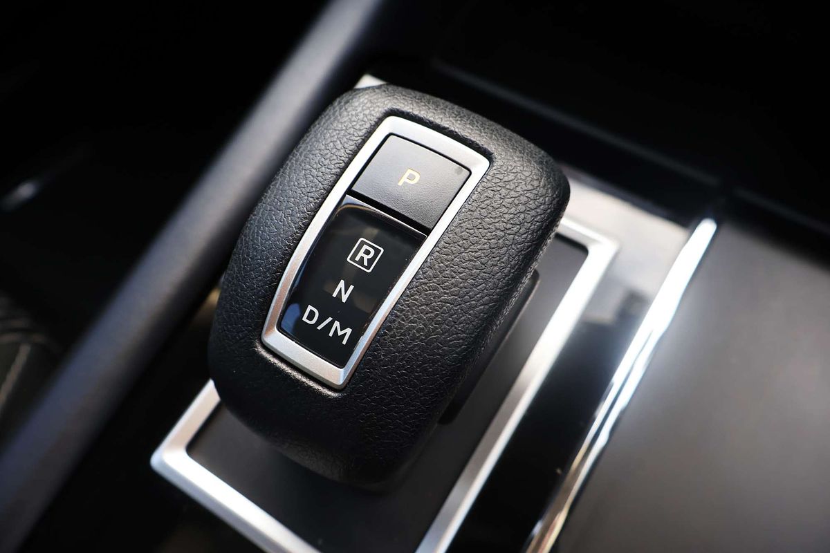2023 Mitsubishi Outlander ES ZM