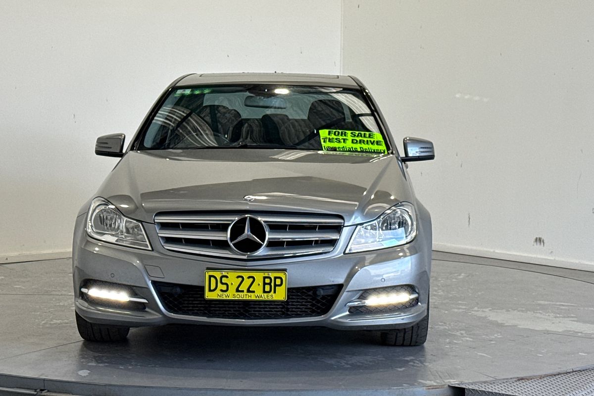 2012 Mercedes-Benz C-Class C200 BlueEFFICIENCY W204