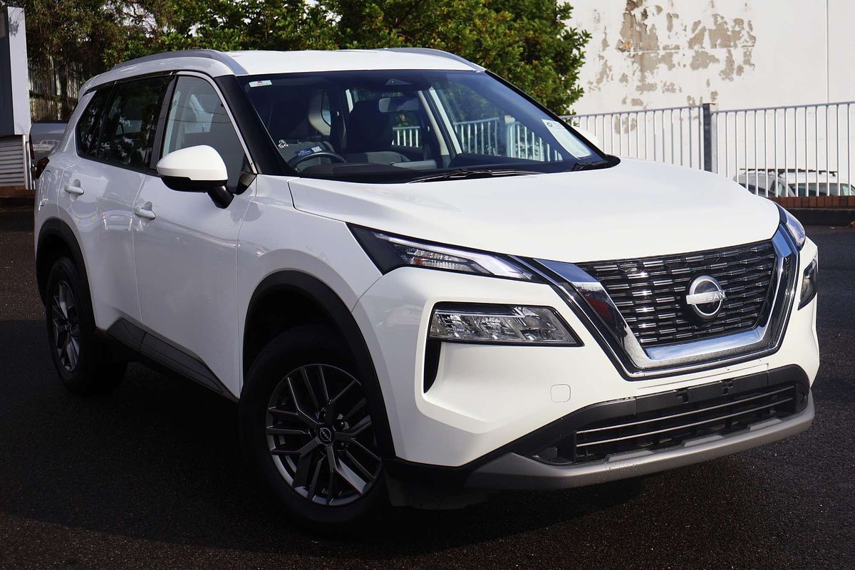 2024 Nissan X-TRAIL ST T33