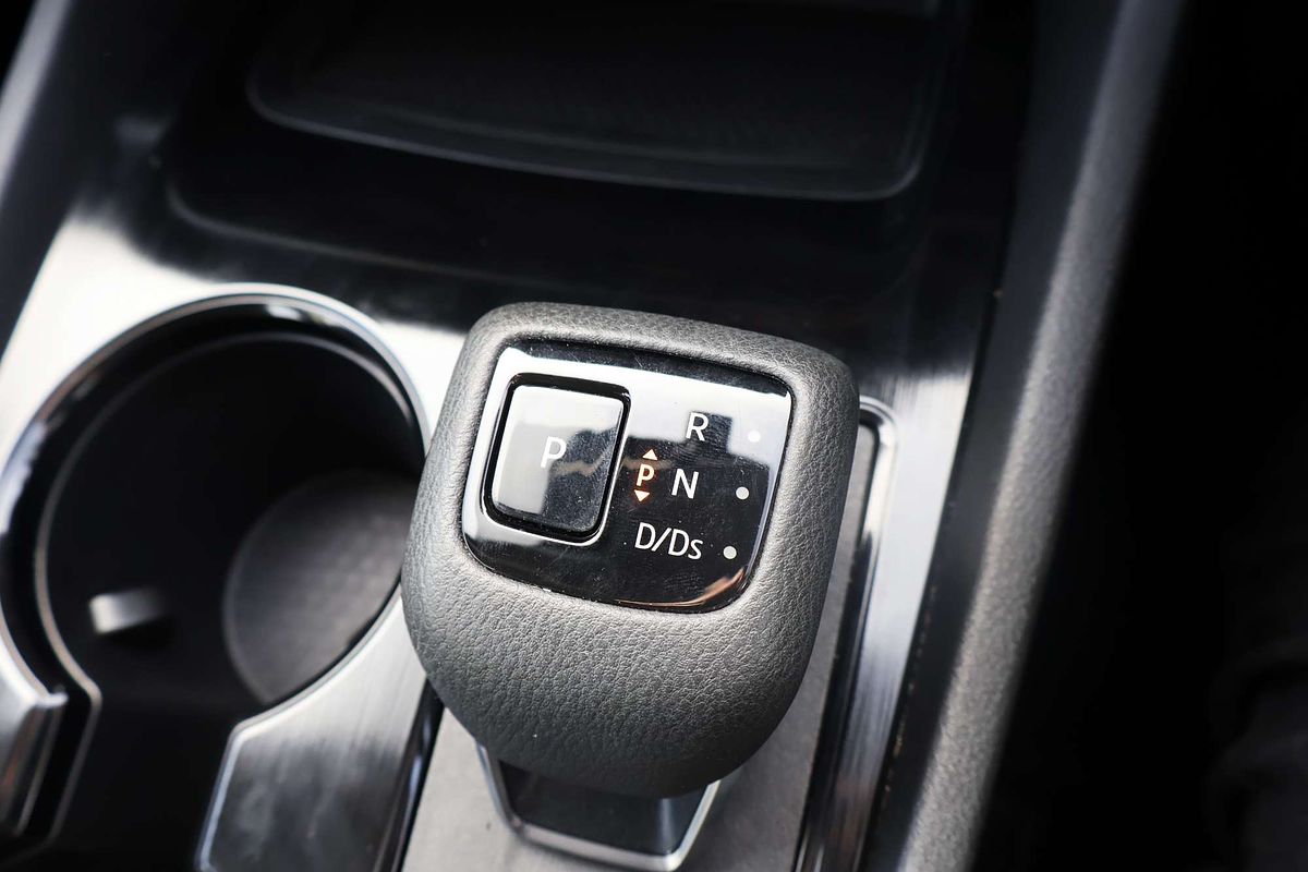 2024 Nissan X-TRAIL ST T33