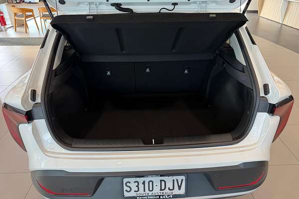 2025 Kia K4 S CL4m thumb-9
