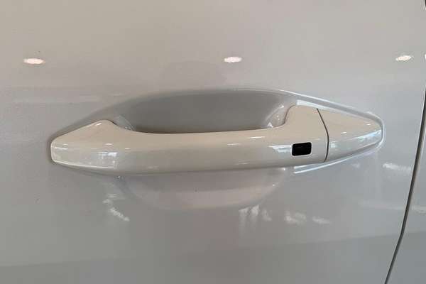 2025 Kia K4 S CL4m thumb-17