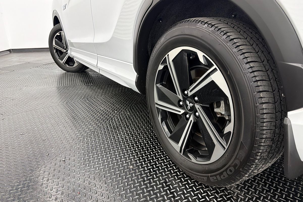 2024 Mitsubishi Eclipse Cross PHEV Exceed YB
