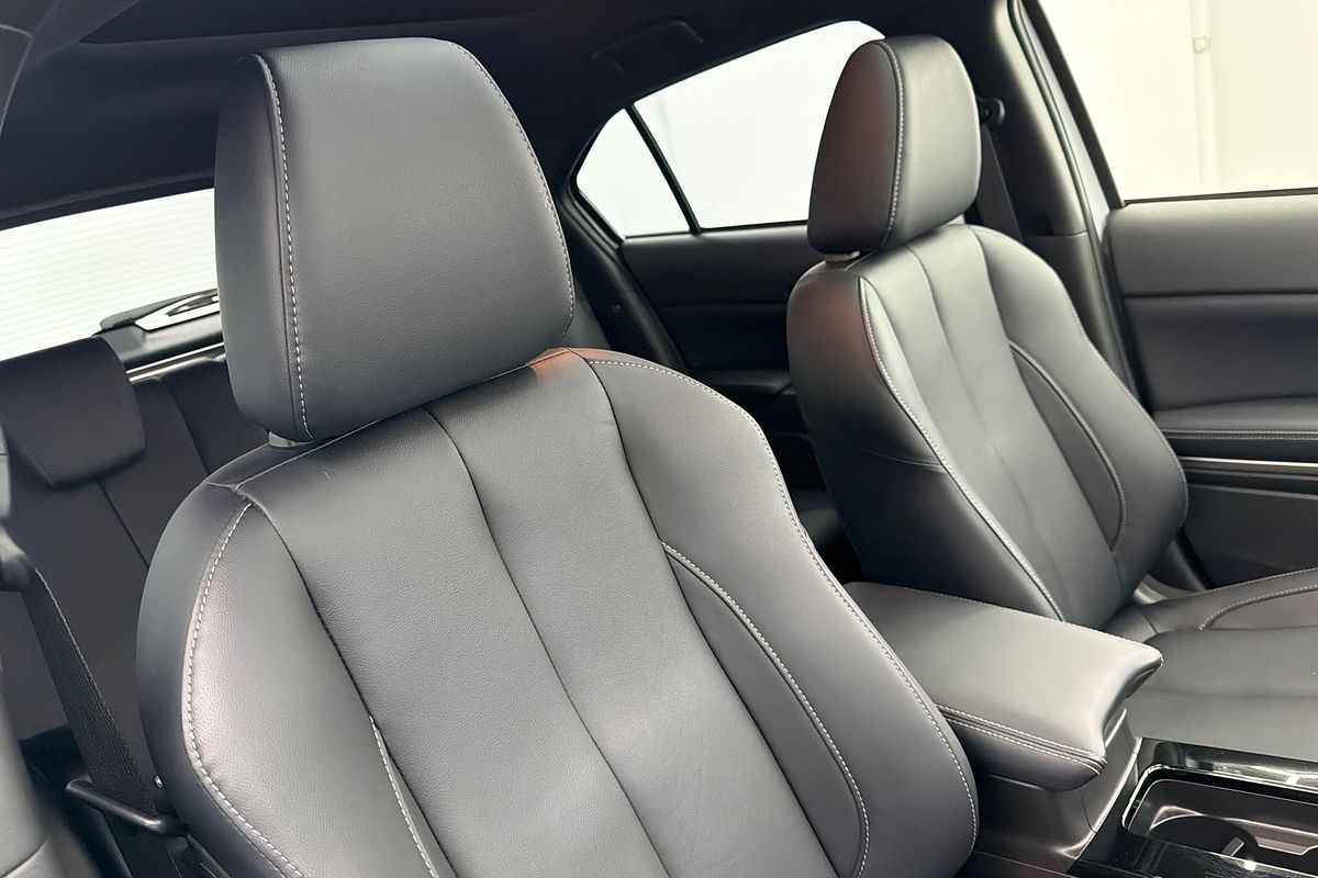 2024 Mitsubishi Eclipse Cross PHEV Exceed YB