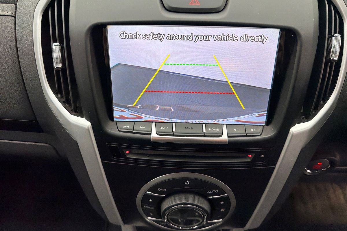 2017 Isuzu MU-X LS-T