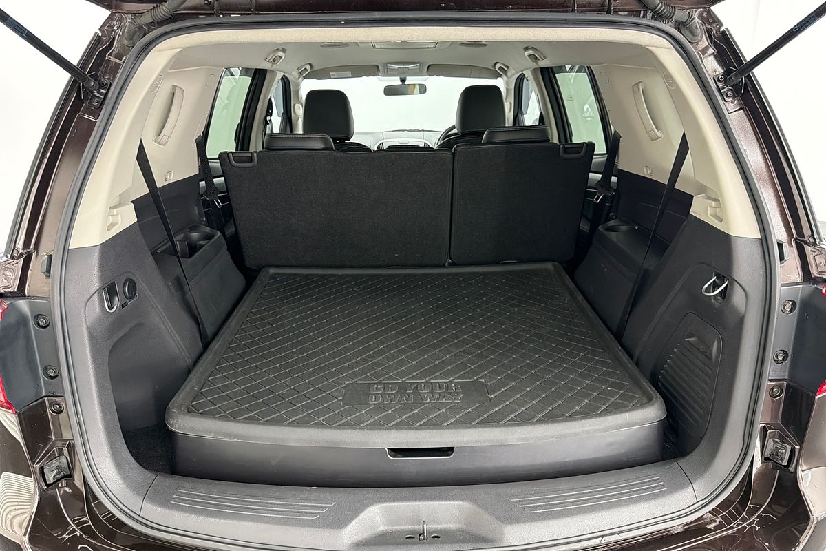 2017 Isuzu MU-X LS-T