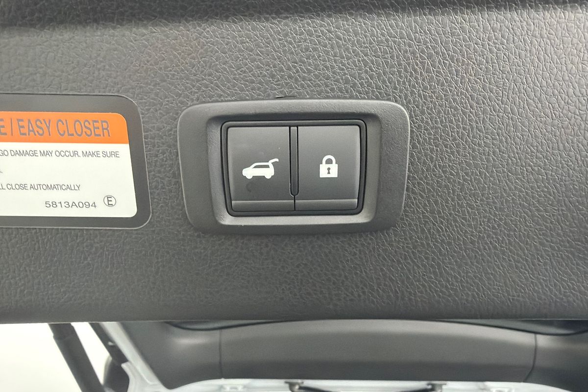 2024 Mitsubishi Eclipse Cross PHEV Exceed YB