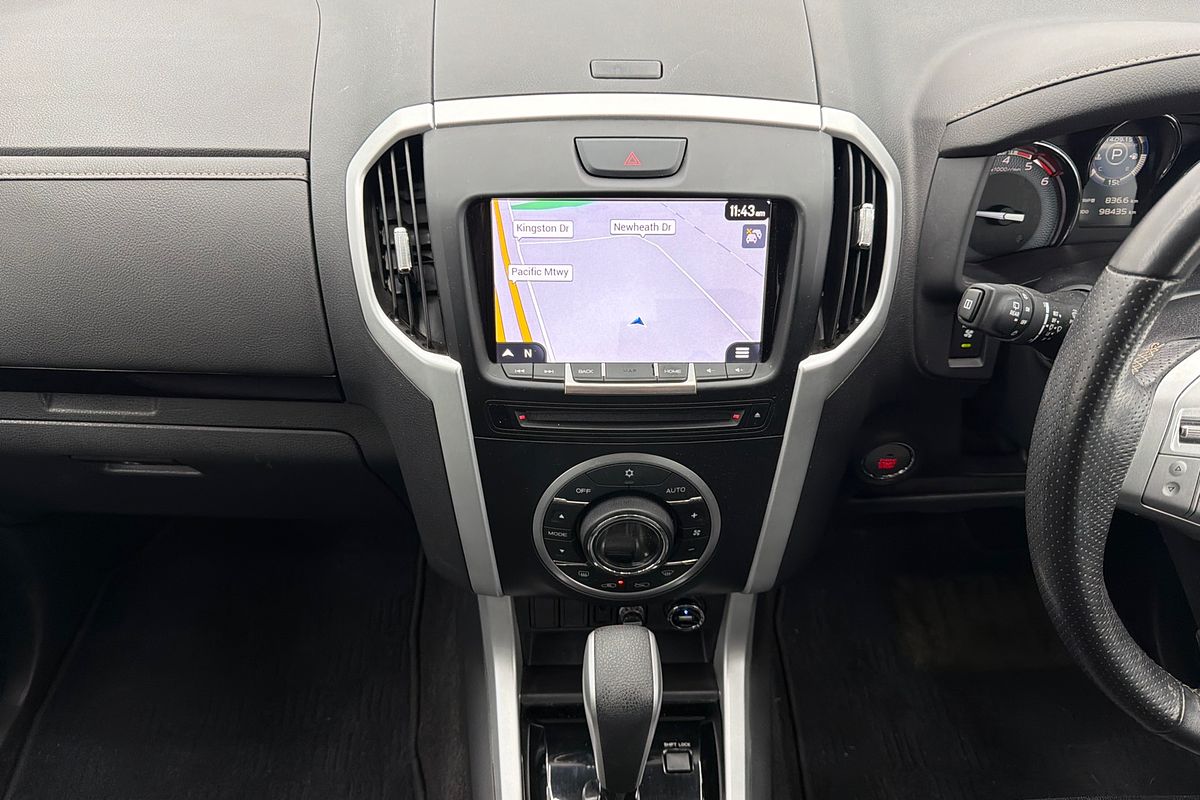 2017 Isuzu MU-X LS-T