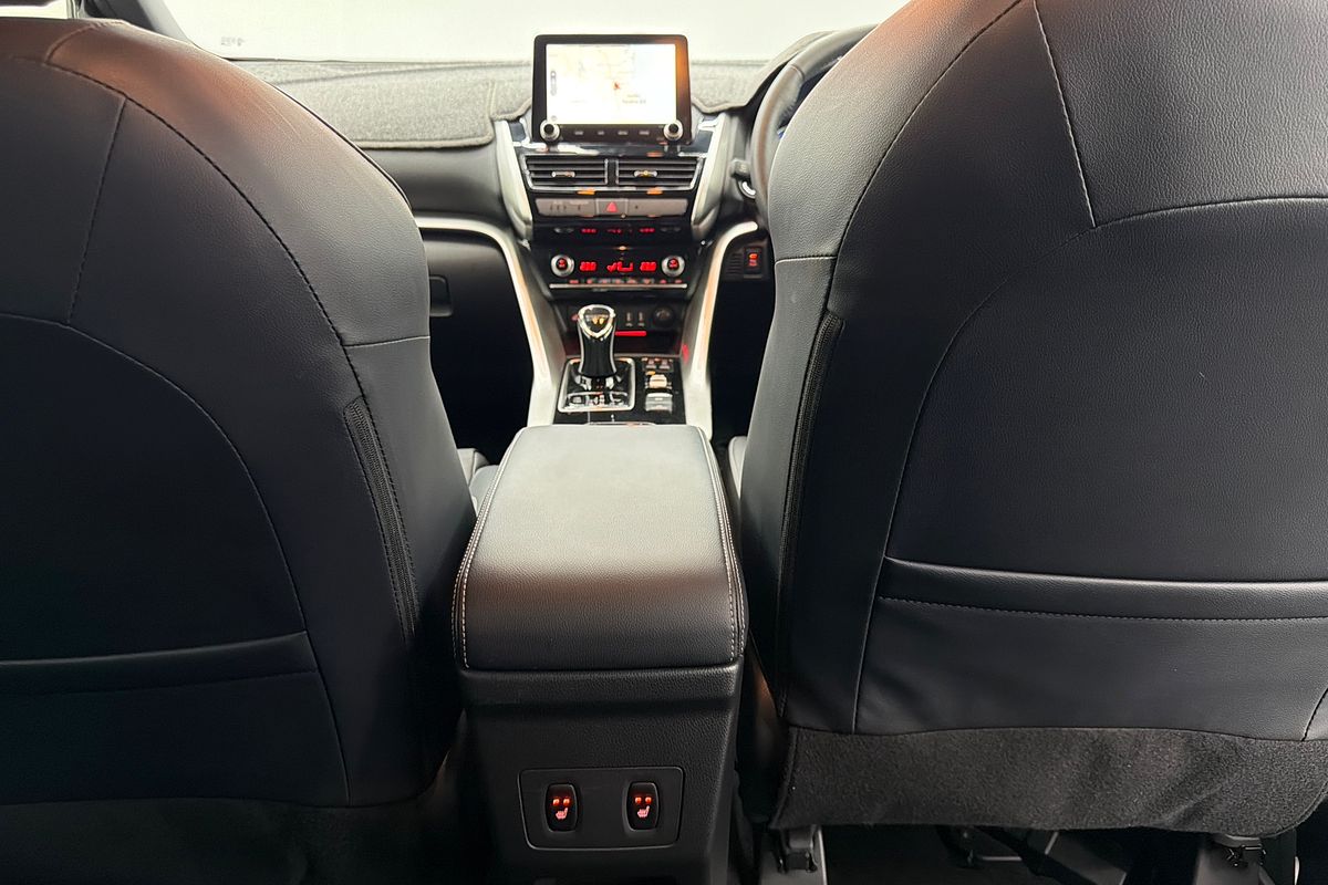 2024 Mitsubishi Eclipse Cross PHEV Exceed YB