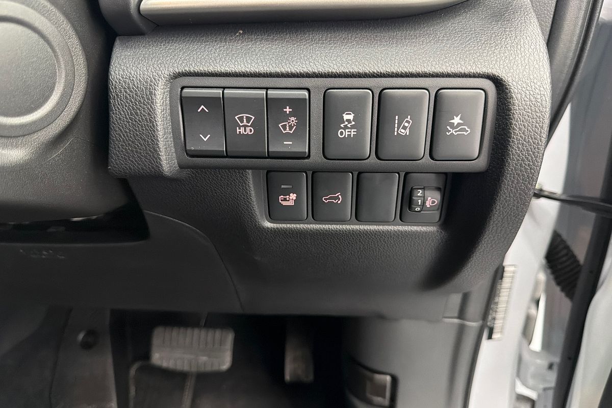 2024 Mitsubishi Eclipse Cross PHEV Exceed YB