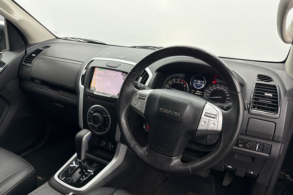 2017 Isuzu MU-X LS-T