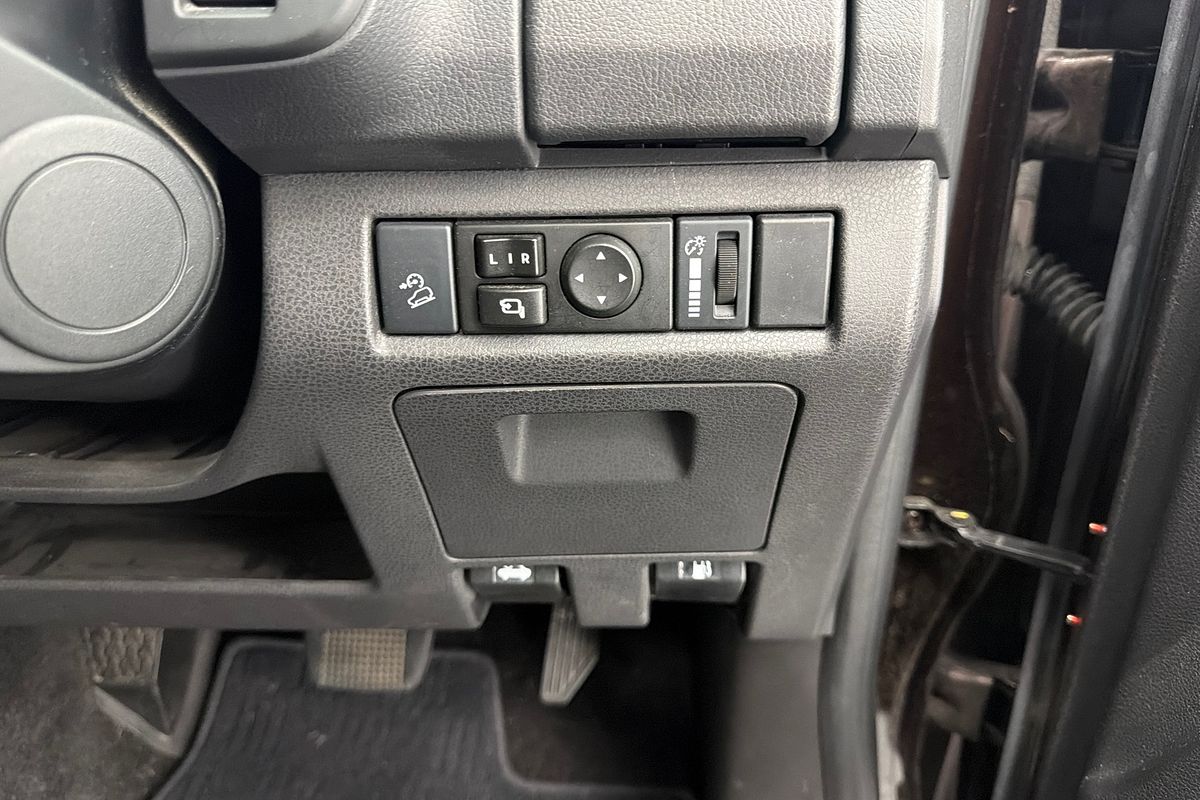2017 Isuzu MU-X LS-T