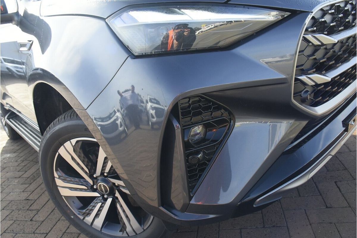 2026 Isuzu MU-X LS-T