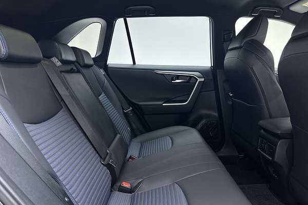2023 Toyota RAV4 XSE AXAH54R thumb-11