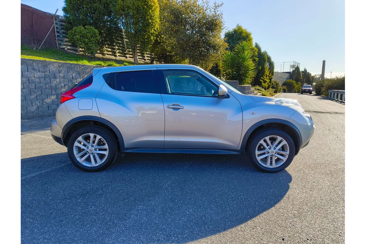 2013 Nissan JUKE ST F15